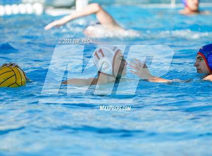 Thumbnail 1 in Laguna Beach @ Los Alamitos photogallery.