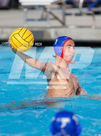 Thumbnail 1 in Laguna Beach @ Los Alamitos photogallery.