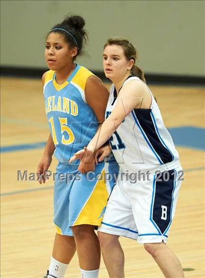 Thumbnail 3 in Leland @ Branham photogallery.