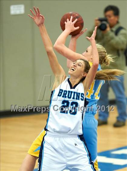 Thumbnail 3 in Leland @ Branham photogallery.