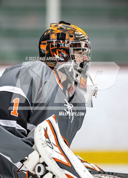 Thumbnail 3 in Biddeford/Massabesic/Old Orchard @ Marshwood/Traip/Sanford/Noble photogallery.