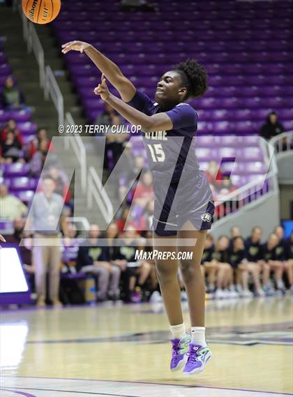 Thumbnail 2 in Skyline vs. Bountiful (UHSAA 5A Semifinal) photogallery.