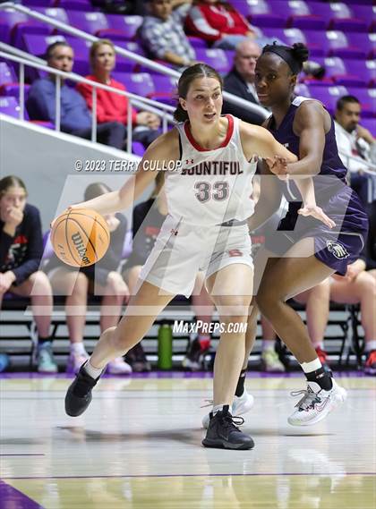 Thumbnail 1 in Skyline vs. Bountiful (UHSAA 5A Semifinal) photogallery.