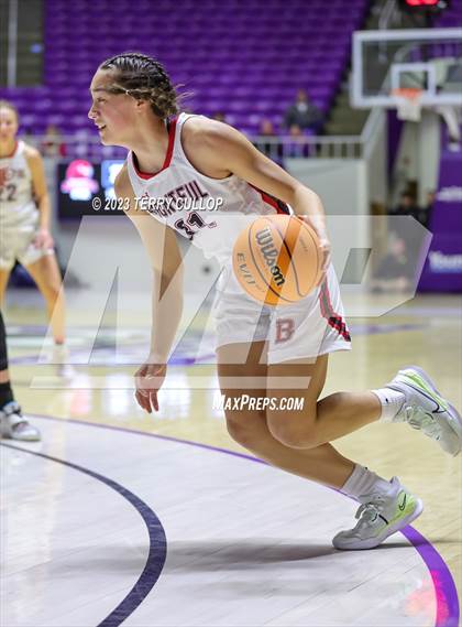 Thumbnail 1 in Skyline vs. Bountiful (UHSAA 5A Semifinal) photogallery.