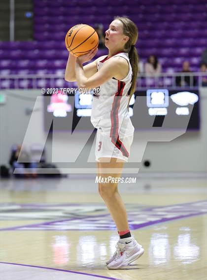 Thumbnail 2 in Skyline vs. Bountiful (UHSAA 5A Semifinal) photogallery.