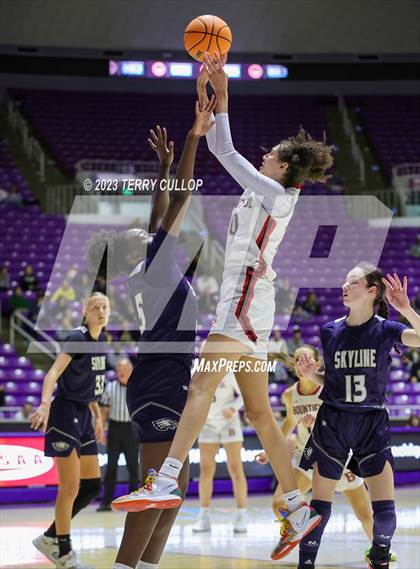 Thumbnail 3 in Skyline vs. Bountiful (UHSAA 5A Semifinal) photogallery.