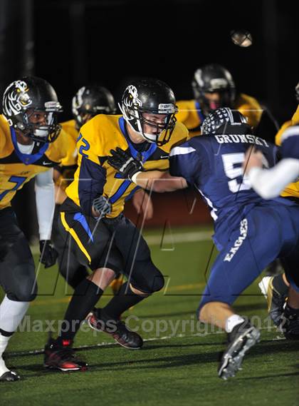 Thumbnail 1 in Lincoln @ Vista del Lago photogallery.