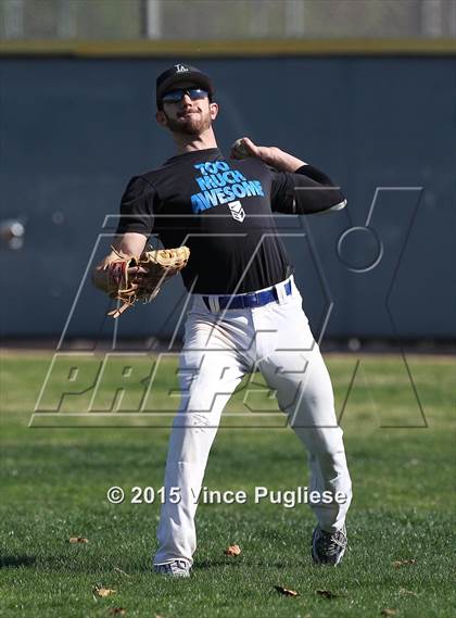 Thumbnail 1 in Crespi Varsity vs. Crespi Alumni 2015 photogallery.