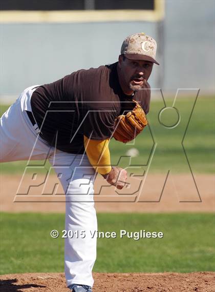 Thumbnail 2 in Crespi Varsity vs. Crespi Alumni 2015 photogallery.