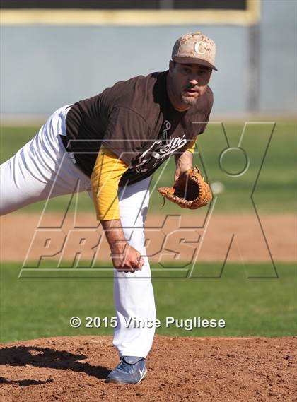 Thumbnail 3 in Crespi Varsity vs. Crespi Alumni 2015 photogallery.
