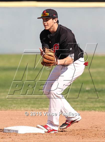 Thumbnail 2 in Crespi Varsity vs. Crespi Alumni 2015 photogallery.