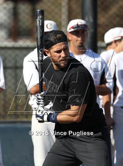 Thumbnail 2 in Crespi Varsity vs. Crespi Alumni 2015 photogallery.