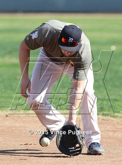 Thumbnail 3 in Crespi Varsity vs. Crespi Alumni 2015 photogallery.