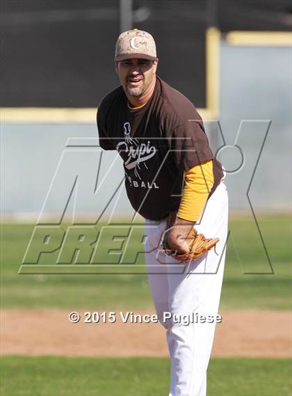 Thumbnail 2 in Crespi Varsity vs. Crespi Alumni 2015 photogallery.
