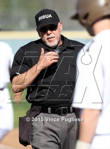 Thumbnail 2 in Crespi Varsity vs. Crespi Alumni 2015 photogallery.
