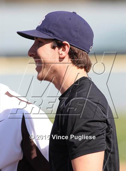 Thumbnail 3 in Crespi Varsity vs. Crespi Alumni 2015 photogallery.