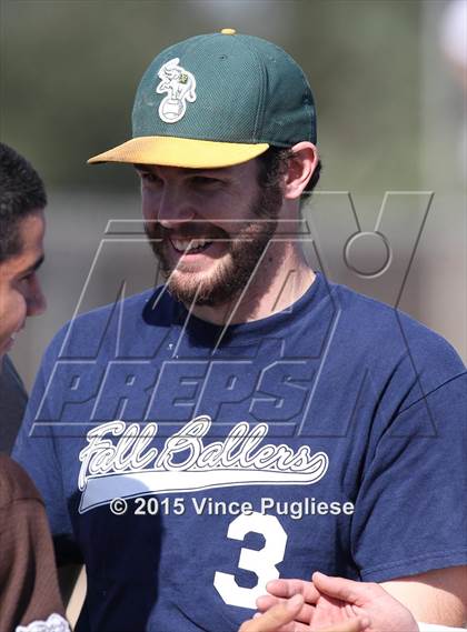 Thumbnail 2 in Crespi Varsity vs. Crespi Alumni 2015 photogallery.