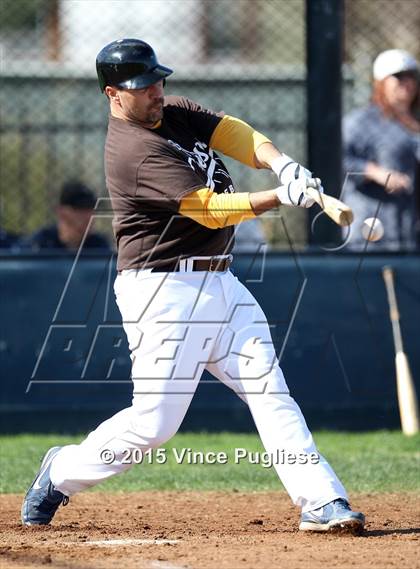 Thumbnail 2 in Crespi Varsity vs. Crespi Alumni 2015 photogallery.