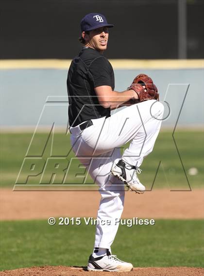 Thumbnail 2 in Crespi Varsity vs. Crespi Alumni 2015 photogallery.