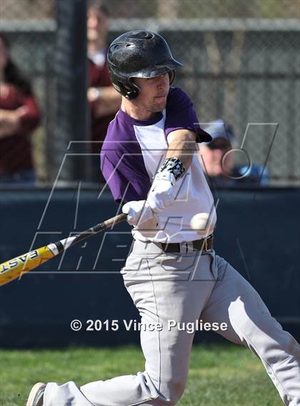Thumbnail 2 in Crespi Varsity vs. Crespi Alumni 2015 photogallery.