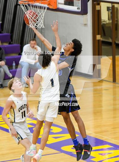 Thumbnail 3 in Westview vs. Casteel (Fear the Hop Tournament)  photogallery.