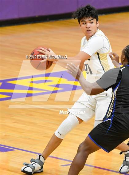 Thumbnail 3 in Westview vs. Casteel (Fear the Hop Tournament)  photogallery.