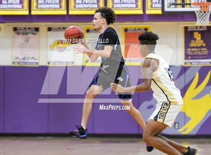 Thumbnail 2 in Westview vs. Casteel (Fear the Hop Tournament)  photogallery.