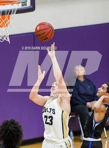 Thumbnail 1 in Westview vs. Casteel (Fear the Hop Tournament)  photogallery.