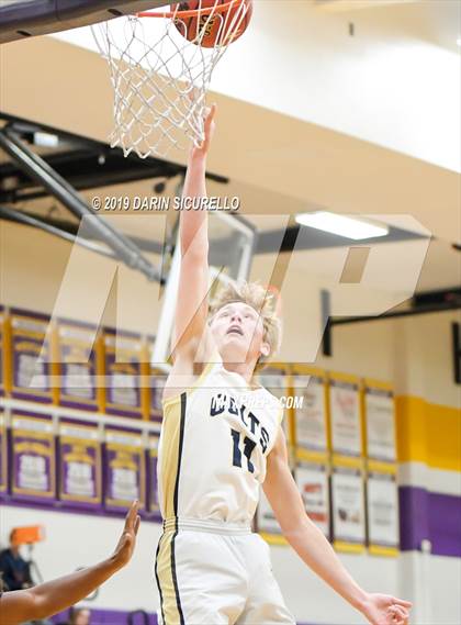 Thumbnail 2 in Westview vs. Casteel (Fear the Hop Tournament)  photogallery.