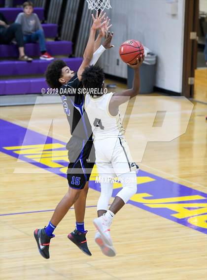 Thumbnail 2 in Westview vs. Casteel (Fear the Hop Tournament)  photogallery.