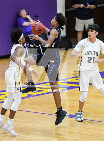Thumbnail 3 in Westview vs. Casteel (Fear the Hop Tournament)  photogallery.