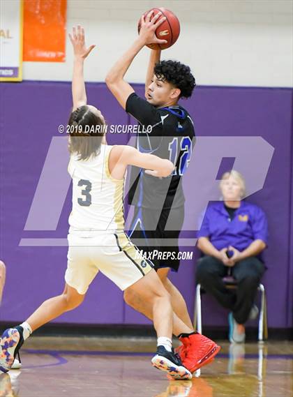 Thumbnail 3 in Westview vs. Casteel (Fear the Hop Tournament)  photogallery.