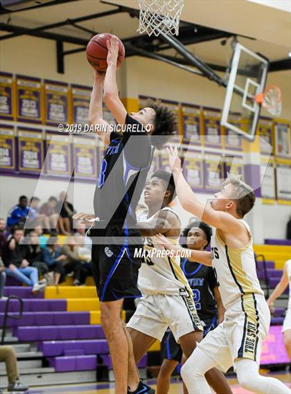 Thumbnail 1 in Westview vs. Casteel (Fear the Hop Tournament)  photogallery.