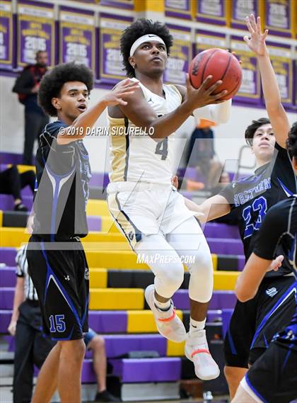 Thumbnail 2 in Westview vs. Casteel (Fear the Hop Tournament)  photogallery.