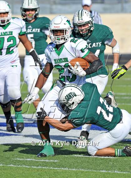 Thumbnail 2 in Hamlin @ Santo (UIL 2A Division 2 Region 2 Semifinal) photogallery.