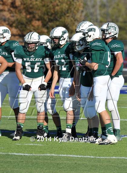 Thumbnail 2 in Hamlin @ Santo (UIL 2A Division 2 Region 2 Semifinal) photogallery.