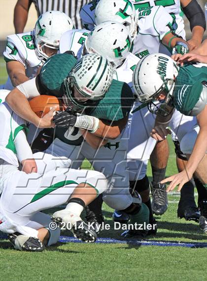 Thumbnail 3 in Hamlin @ Santo (UIL 2A Division 2 Region 2 Semifinal) photogallery.