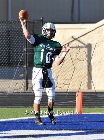 Thumbnail 1 in Hamlin @ Santo (UIL 2A Division 2 Region 2 Semifinal) photogallery.