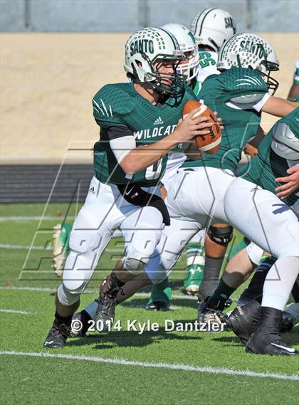 Thumbnail 1 in Hamlin @ Santo (UIL 2A Division 2 Region 2 Semifinal) photogallery.