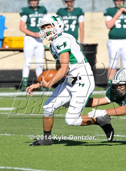 Thumbnail 3 in Hamlin @ Santo (UIL 2A Division 2 Region 2 Semifinal) photogallery.