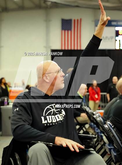 Thumbnail 3 in Liverpool vs Bishop Ludden (NYSPHSAA Section III Sectional FINALS Class AAA) photogallery.