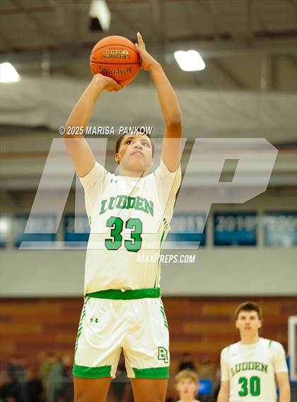 Thumbnail 3 in Liverpool vs Bishop Ludden (NYSPHSAA Section III Sectional FINALS Class AAA) photogallery.