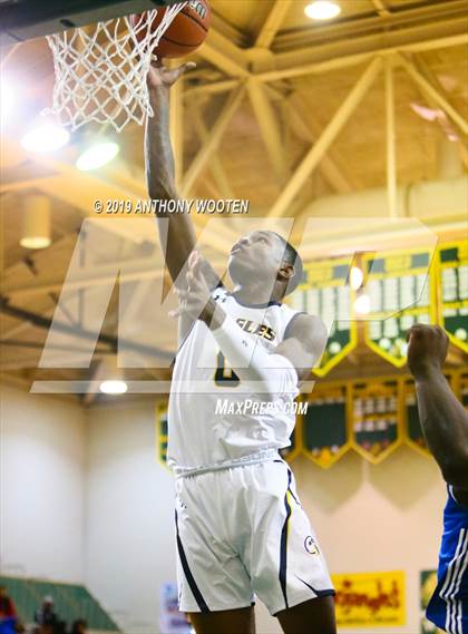 Thumbnail 2 in Northwood Temple Academy vs. Moravian Prep (Hoops and Dreams Showcase Fayetteville, NC) photogallery.