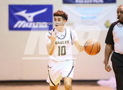 Thumbnail 3 in Northwood Temple Academy vs. Moravian Prep (Hoops and Dreams Showcase Fayetteville, NC) photogallery.