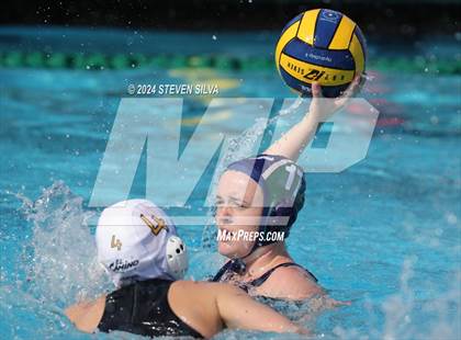 Thumbnail 2 in El Camino vs. La Costa Canyon (San Diego Open) photogallery.