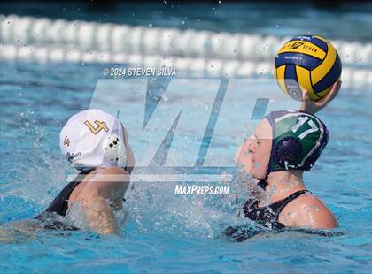 Thumbnail 3 in El Camino vs. La Costa Canyon (San Diego Open) photogallery.