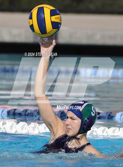 Thumbnail 2 in El Camino vs. La Costa Canyon (San Diego Open) photogallery.