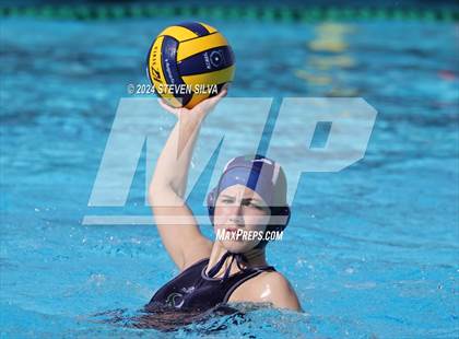 Thumbnail 2 in El Camino vs. La Costa Canyon (San Diego Open) photogallery.