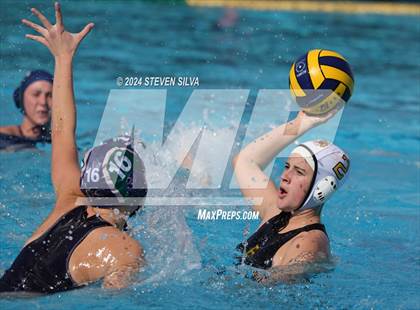 Thumbnail 2 in El Camino vs. La Costa Canyon (San Diego Open) photogallery.