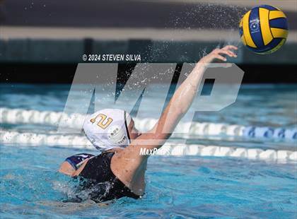 Thumbnail 1 in El Camino vs. La Costa Canyon (San Diego Open) photogallery.